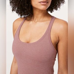 Lululemon Ebb To Street Tank II
Copper Coil size 8